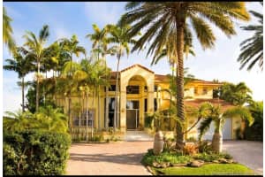 2100 NE 121st Rd, North Miami, FL 33181, Sold 09/13/19