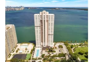 800 Claughton Island Dr, Miami, FL 33131, Sold 11/22/19