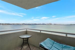 800 Claughton Island Dr, Miami, FL 33131, Sold 11/22/19