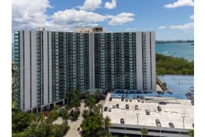 300 Bayview Dr, Sunny Isles Beach, FL 33160, Sold 07/08/19