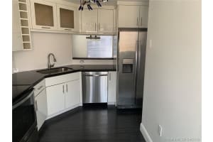10026 Hammocks Blvd, Miami, FL 33196, Sold 06/17/19
