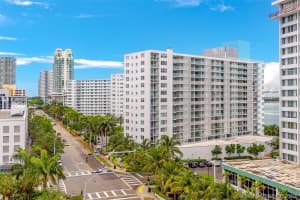 1035 West Ave PH 05, Miami Beach, FL 33139, Sold 09/30/19