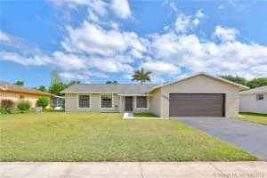 12501 SW 10th Ct, Davie, FL 33325, Sold 06/11/19