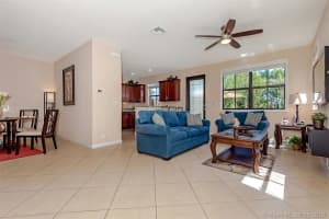 12115 Vaquero Trails Dr, Davie, FL 33325, Sold 06/17/19