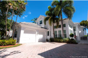 3649 NE 201st St, Miami, FL 33180, Sold 11/21/20