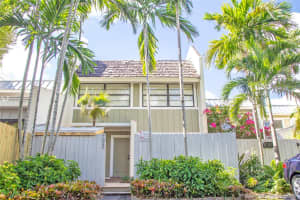 7022 SW 53rd Ln, Miami, FL 33155, Sold 10/04/19