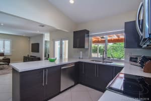 16841 NW 79th Pl, Miami Lakes, FL 33016, Sold 12/20/19