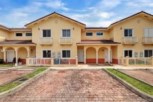 7461 NW 179th St, Hialeah, FL 33015, Sold 06/14/19
