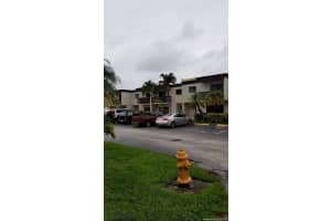 8283 NW 7th St, Miami, FL 33126, Sold 12/16/19