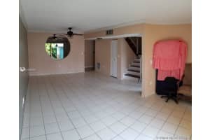 8283 NW 7th St, Miami, FL 33126, Sold 12/16/19
