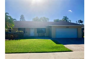 1201 SW 128th Dr, Davie, FL 33325, Sold 06/19/19