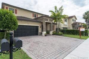 16576 SW 43rd St, Miami, FL 33185, Sold 09/06/19
