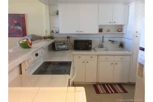7850 Byron Ave, Miami Beach, FL 33141, Sold 06/05/20