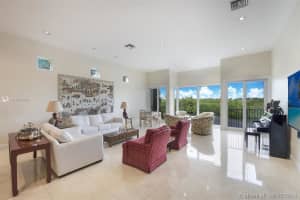 6114 Paradise Point Dr, Palmetto Bay, FL 33157, Sold 09/17/19