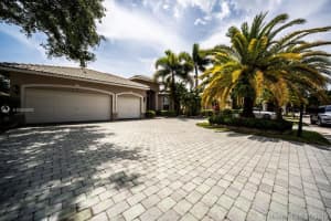 5960 NW 56th Dr, Coral Springs, FL 33067, Sold 05/31/19