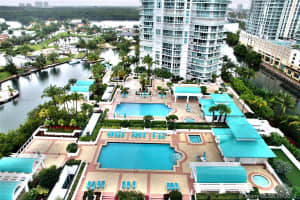 16400 Collins Ave, Sunny Isles Beach, FL 33160, Sold 12/03/19