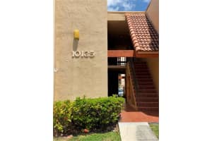 10135 NW 9th St Cir, Miami, FL 33172, Sold 07/08/19