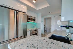 110 Washington Ave, Miami Beach, FL 33139, Sold 09/19/19