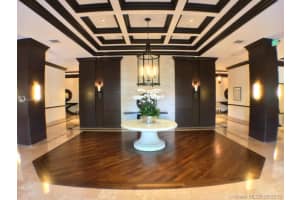 3600 Yacht Club Dr, Aventura, FL 33180, Sold 07/29/19