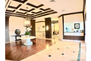 3600 Yacht Club Dr, Aventura, FL 33180, Sold 07/29/19