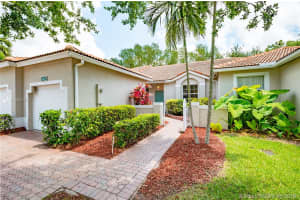 2320 E Aragon Blvd UNIT 2, Sunrise, FL 33313, Sold 07/09/19