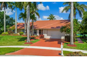 730 NW 195th Ave, Pembroke Pines, FL 33029, Sold 07/19/19