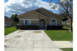 422 SE 12th Ter, Homestead, FL 33033, Sold 12/04/19