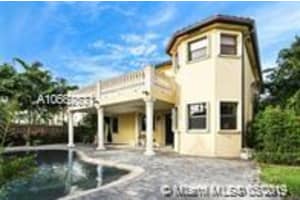 2604 NE 1st St, Homestead, FL 33033, Sold 06/05/19