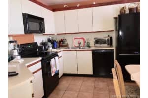 21300 San Simeon Way APT O6, Miami, FL 33179, Sold 09/11/19