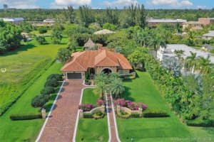 12201 SW 2nd St, Plantation, FL 33325, Sold 09/19/19