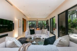 2901 S Bayshore Dr #1f, Miami, FL 33133, Sold 02/12/20