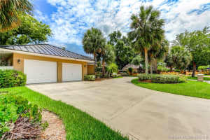 16901 SW 73rd Ct, Palmetto Bay, FL 33157, Sold 12/13/19