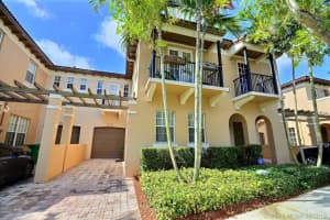 8710 Blaze Ct, Cooper City, FL 33328, Sold 07/01/19