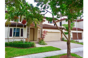 2664 NE 1st St, Homestead, FL 33033, Sold 10/03/19