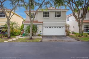 876 Garnet Cir, Weston, FL 33326, Sold 07/03/19