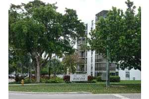 20500 W Country Club Dr, Miami, FL 33180, Sold 02/13/20