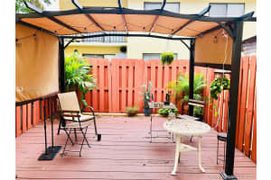 15455 SW 74th Cir Ct, Miami, FL 33193, Sold 07/09/19