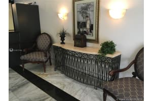 800 NE 195th St, Miami, FL 33179, Sold 08/30/19