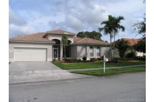 2835 Fairways Dr, Homestead, FL 33035, Sold 08/22/19