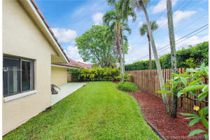 11581 SW 9th Ct, Pembroke Pines, FL 33025, Sold 06/20/19