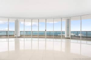 Add Building Entrance, 2127 Brickell Ave, Miami, FL 33129, Sold 04/30/20