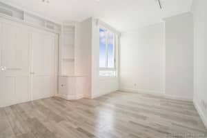 Add Building Entrance, 2127 Brickell Ave, Miami, FL 33129, Sold 04/30/20