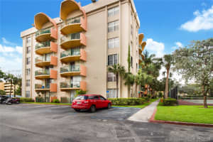 9310 Fontainebleau Blvd, Miami, FL 33172, Sold 06/28/19