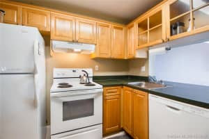 9310 Fontainebleau Blvd, Miami, FL 33172, Sold 06/28/19