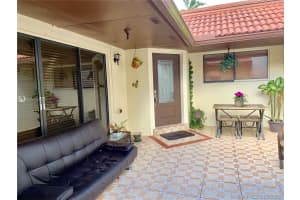 18848 NW 65th Ct, Hialeah, FL 33015, Sold 07/26/19