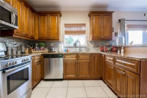 853 SW 148th Pl, Miami, FL 33194, Sold 06/28/19