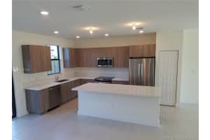 10407 NW 82nd St, Doral, FL 33178, Sold 09/26/19