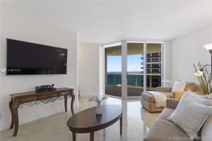 4779 Collins Ave, Miami Beach, FL 33140, Sold 10/15/20