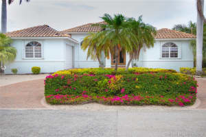 300 13th St, Key Colony Beach, FL 33051, Sold 09/17/19