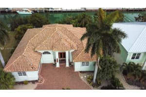 300 13th St, Key Colony Beach, FL 33051, Sold 09/17/19
